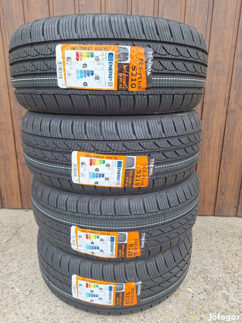 Új 205/50 R17 Tracmax Téli gumi garnitúra. 205/50/17