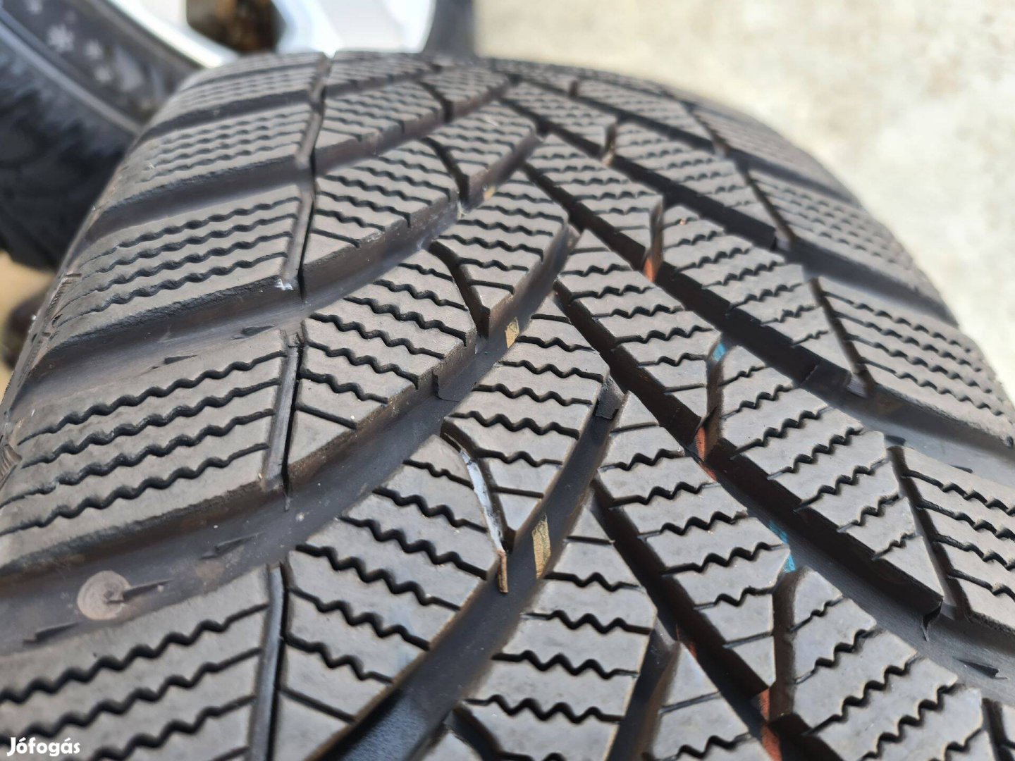 Új 205/55 R16 Semperit téligumi Opel alufelnivel