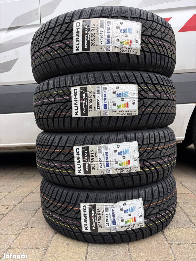 Új 205/55 r16 205/55r16 Kumho WP52+ téli gumi