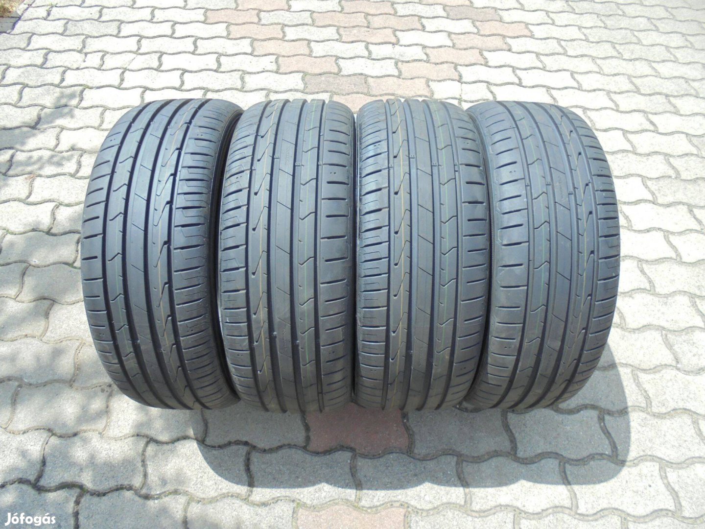 Új 215/45 R 18-as Hankook 2024-es nyári gumi eladó