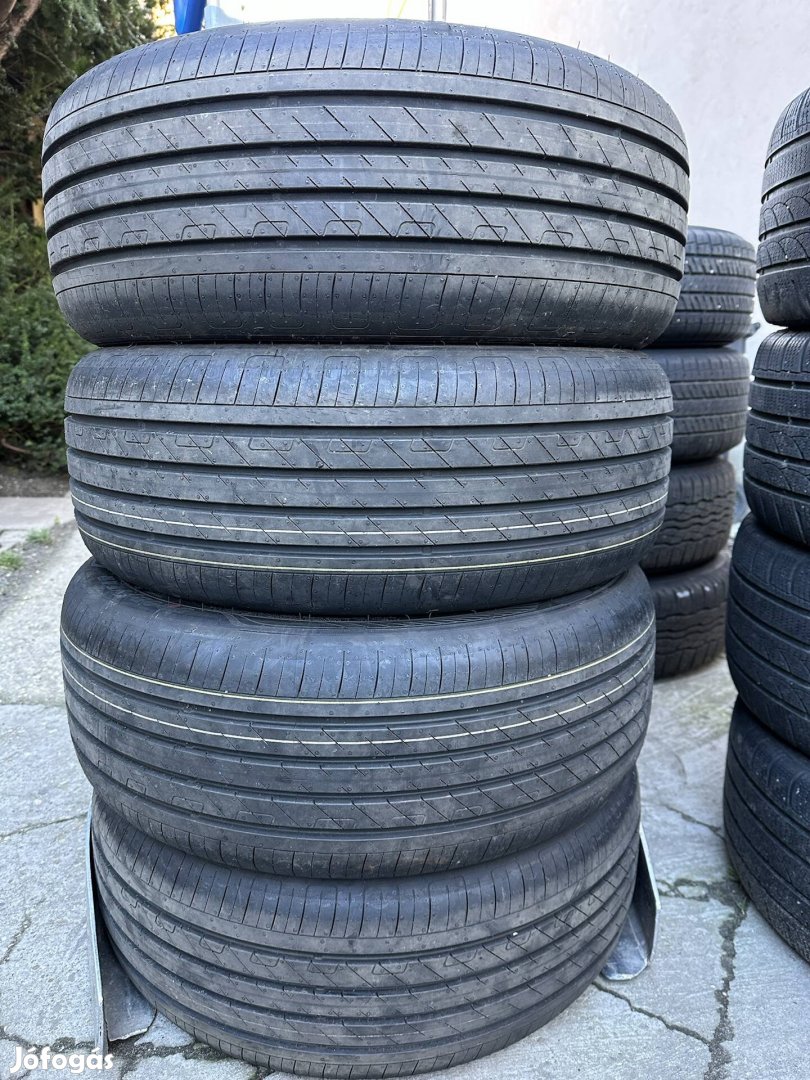 Új 215/50 R18 215/50R18 Goodyear Efficientgrip Performance nyári gumi