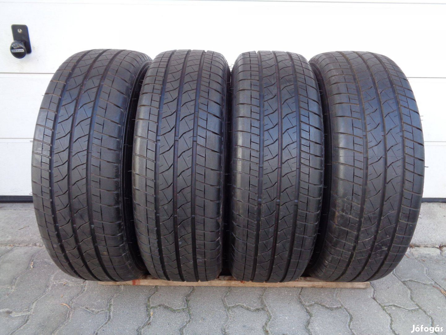 Új 215/65R16 C Bridgestone tgk nyári gumi 2022-es gyártás, eladó