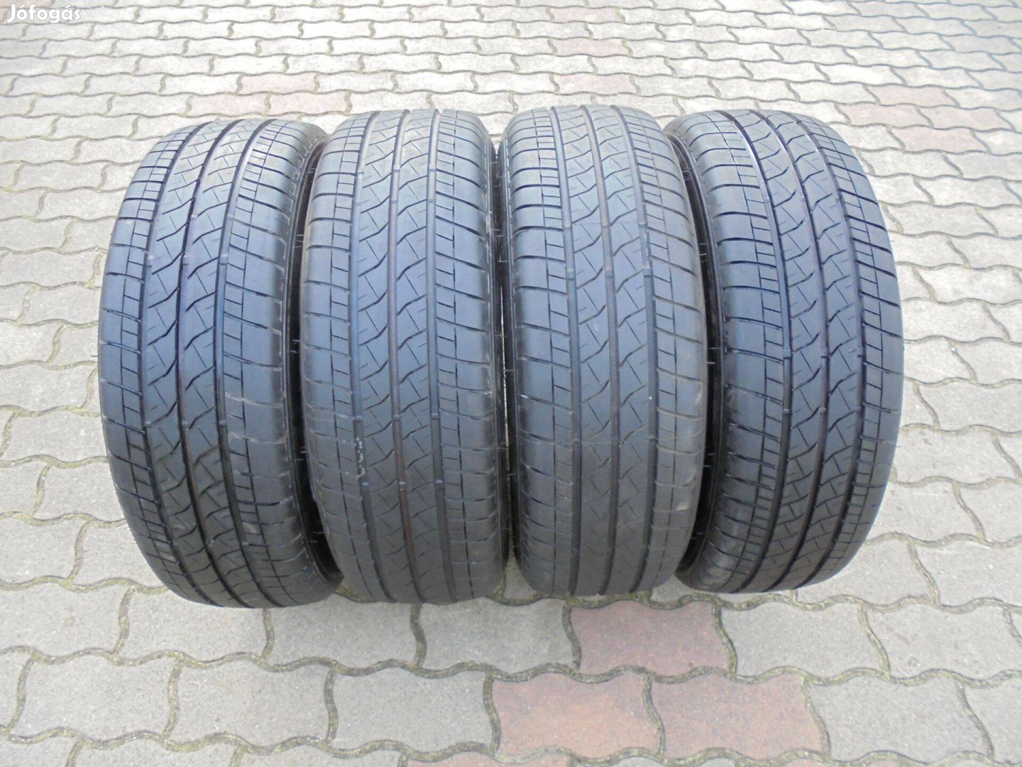 Új 215/65 R 16C Prémium TGK nyári gumi eladó