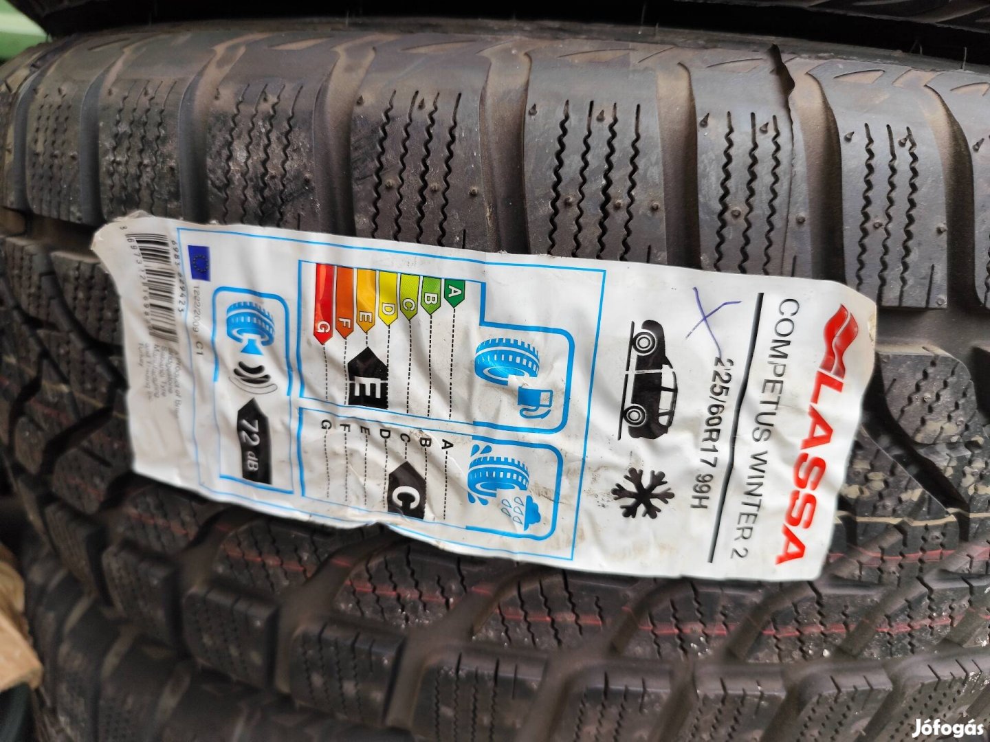 Új 225/60 r17 lassa téligumi 