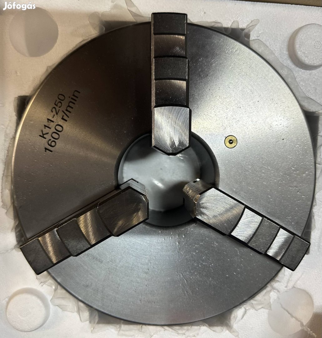 Új 250 mm-es 3 pofás eszterga tokmány