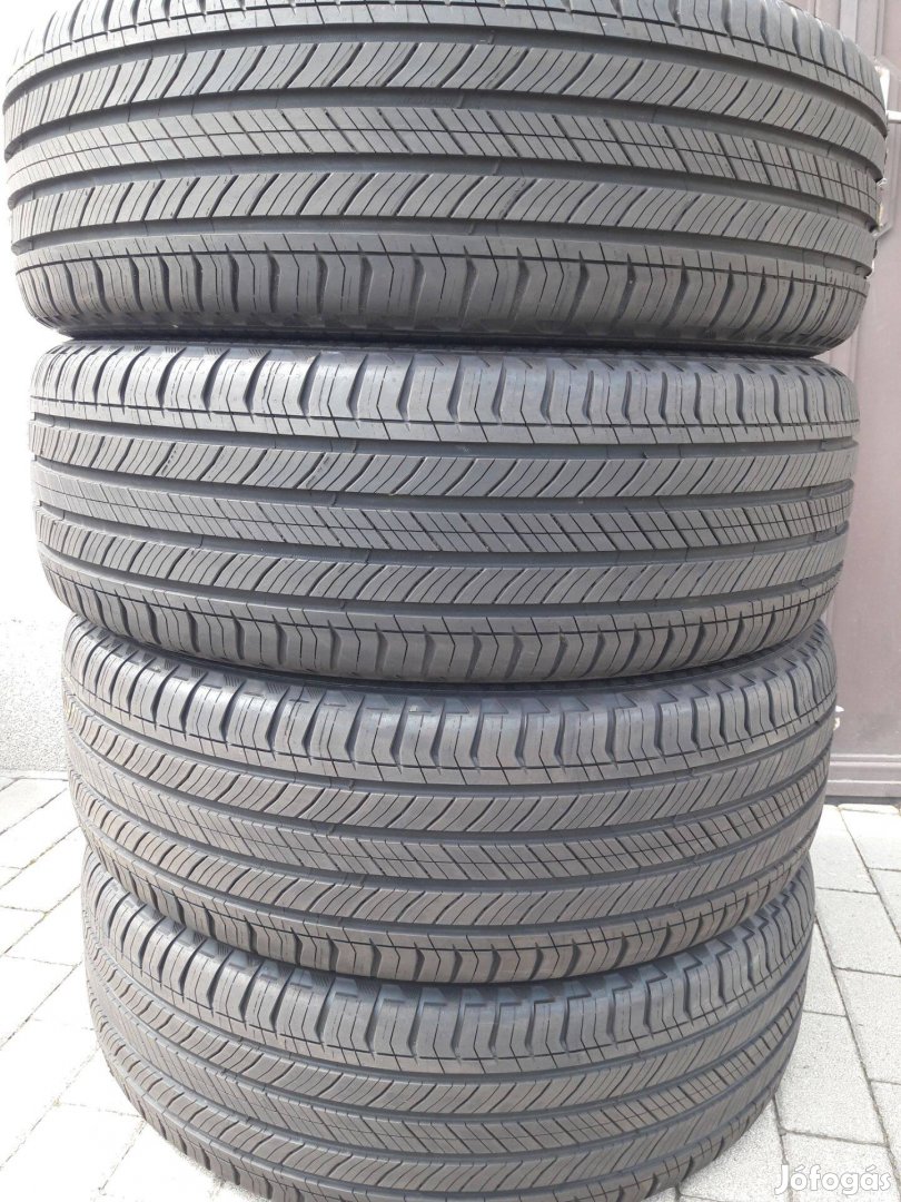 Új 255/60x20 Michelin négyévszakos 2022