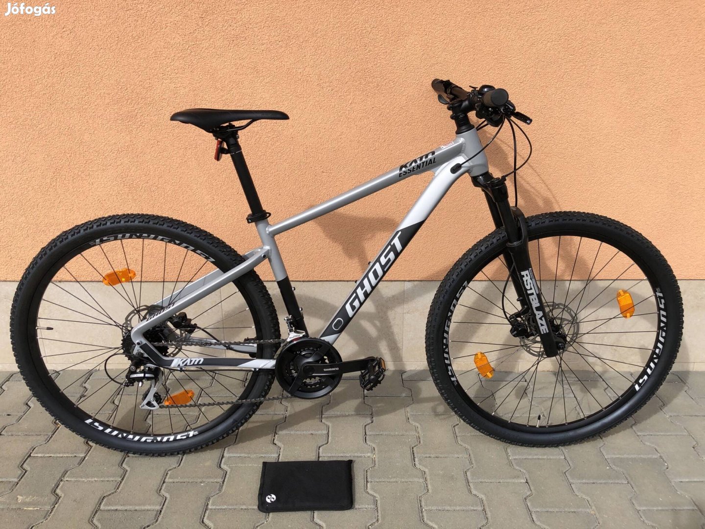 Új 29"-os Ghost Kato Essential mtb M vázmérettel