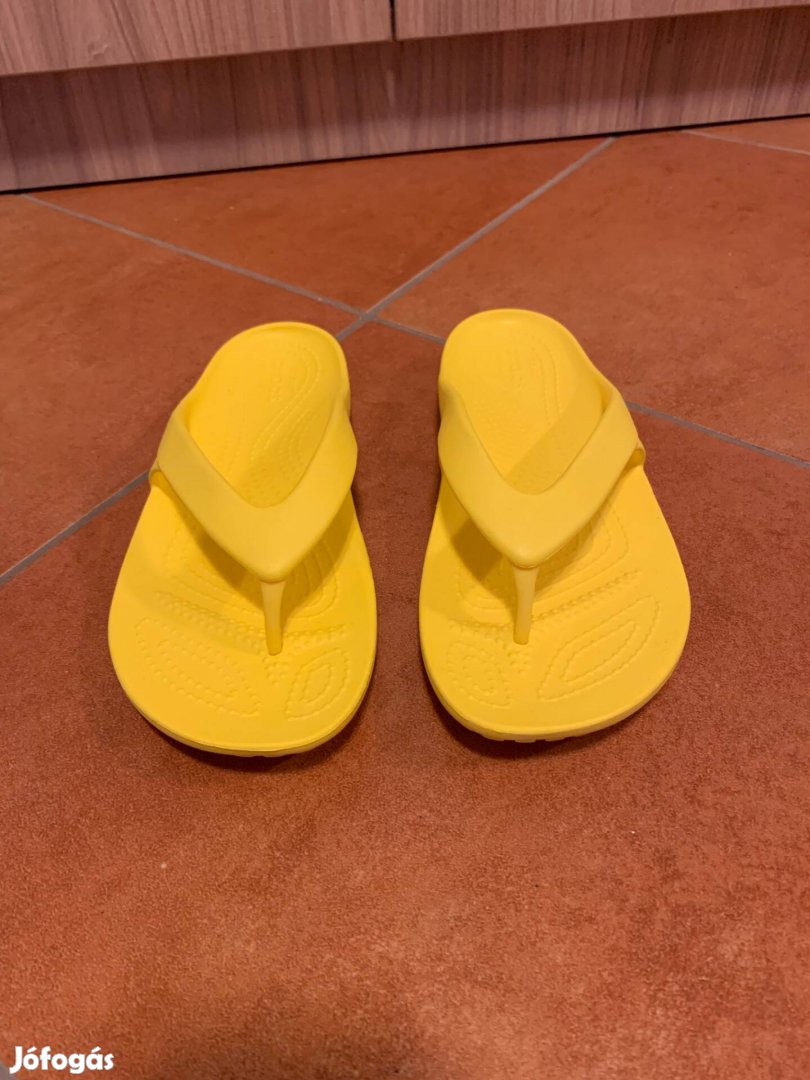Új 34-35-ös női Crocs papucs eladó