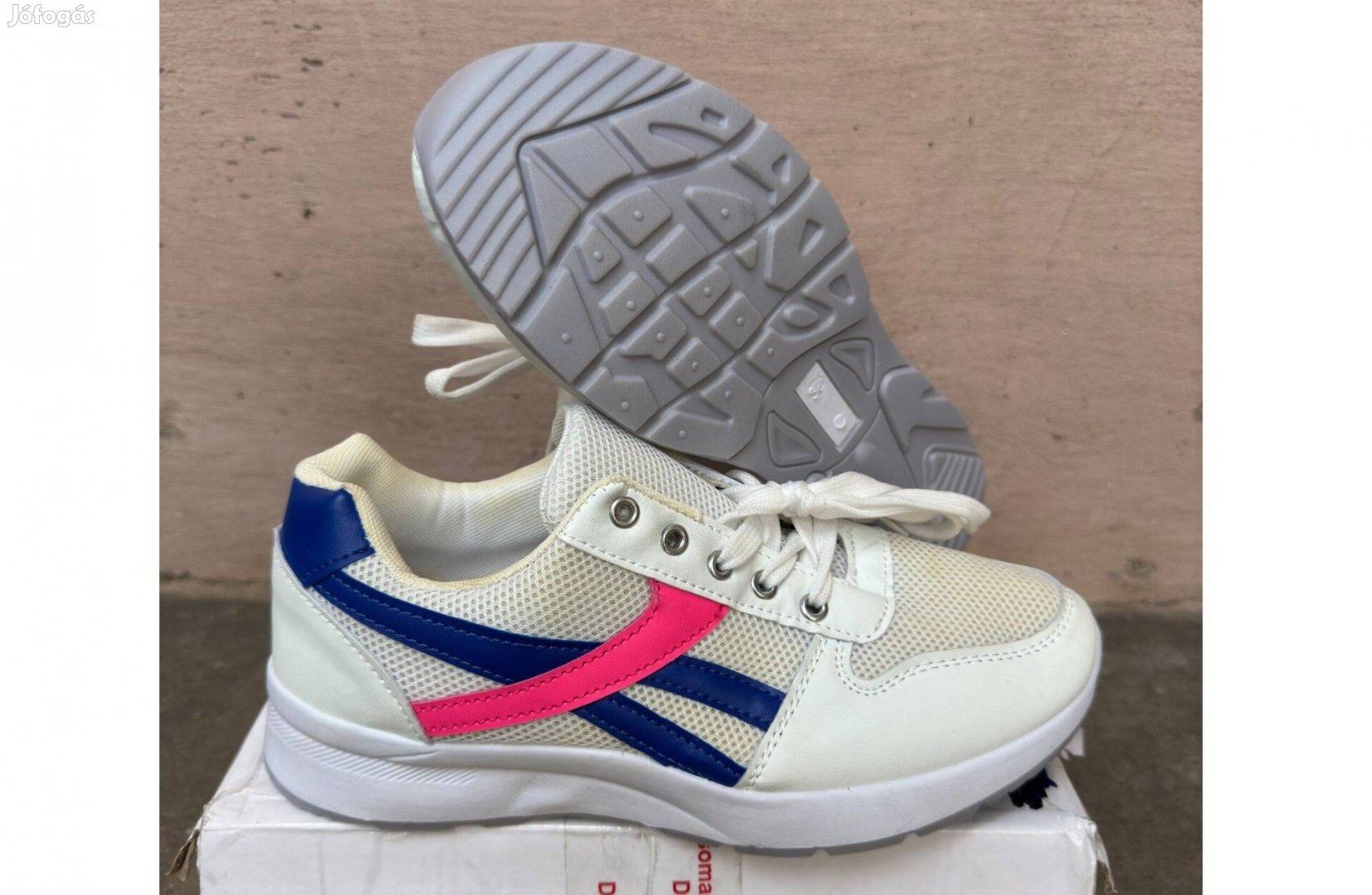 Uj 38-as Noi Ferfi Gyerek Unisex Sportcipo Feher Kek Pink
