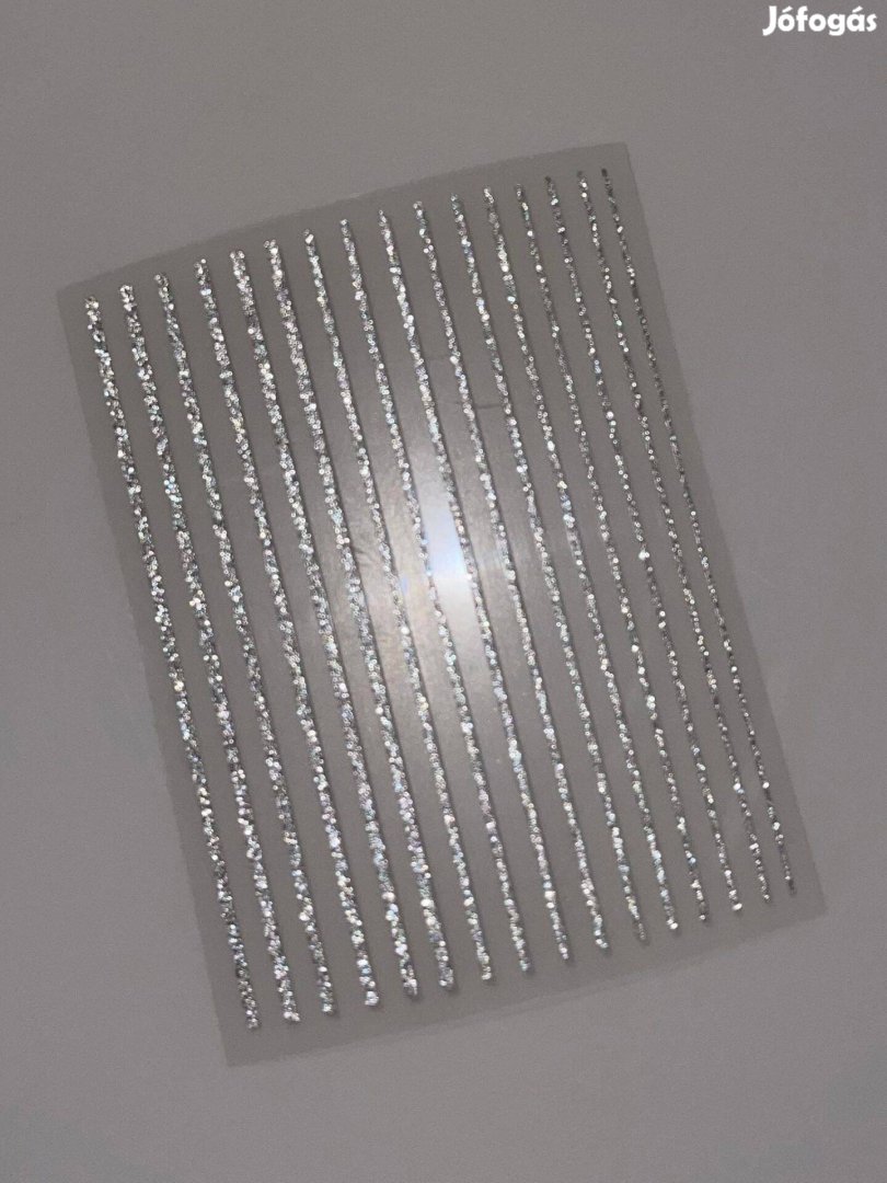 Új 3D öntapadó körömmatrica ív - szuper csillogó reflektív ezüst csík
