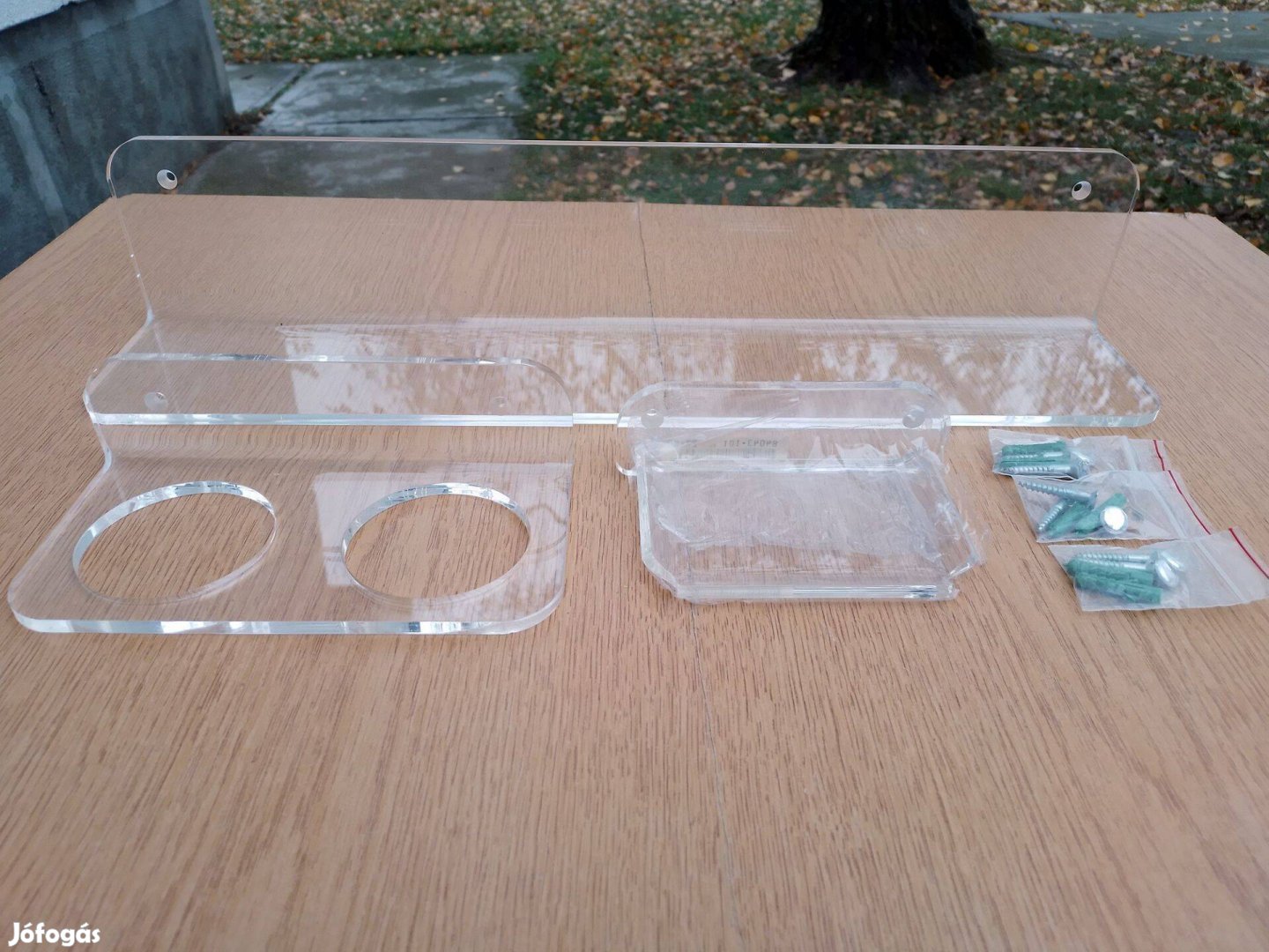 Új 3 részes fürdőszobai set: piperepolc (52cm), pohártartó, szappantar