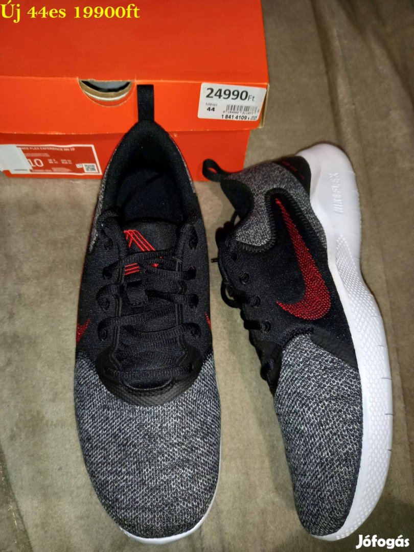 Új 44-es Nike szürke férfi cipő, átmeneti szabadidő cipő,
