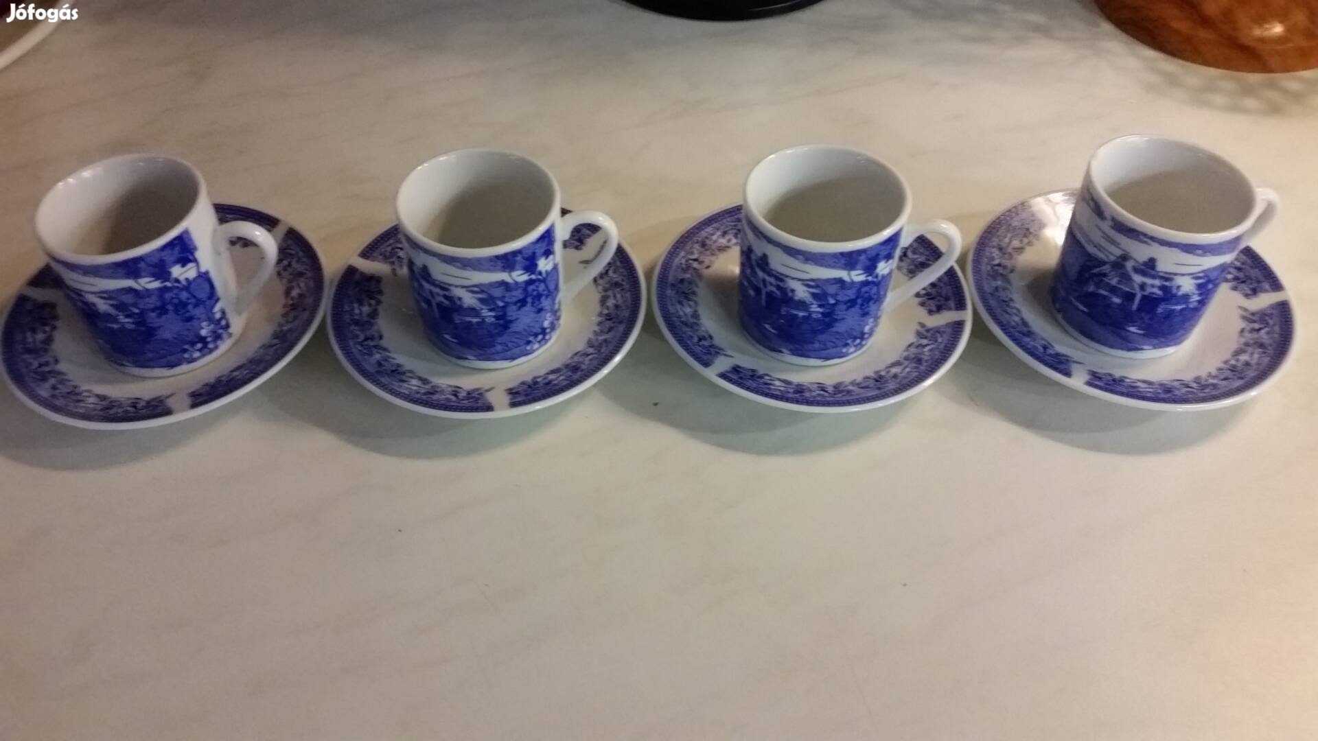 Új 4 személyes kávéskészlet szett