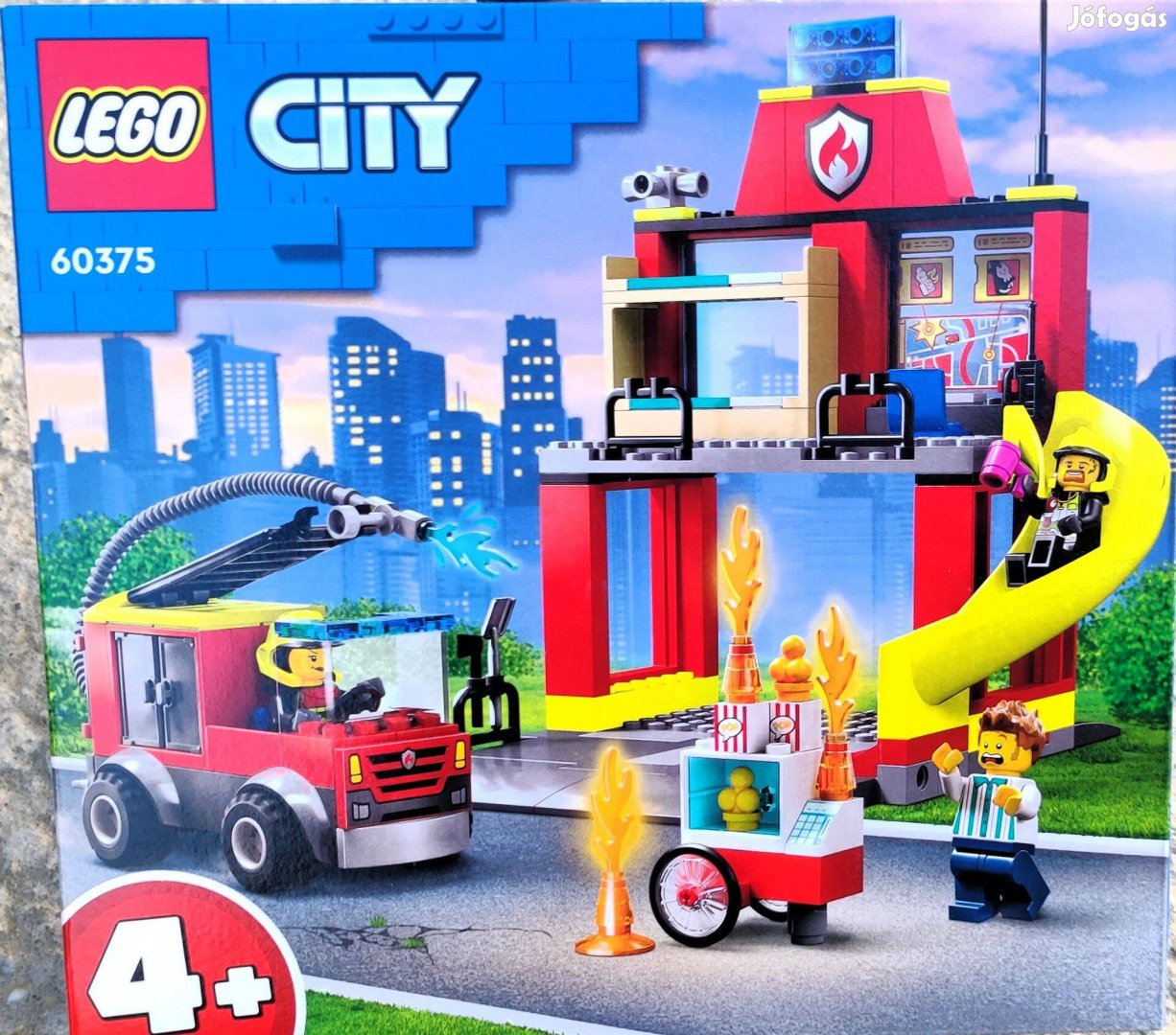 Új 60375 LEGO City tűzoltóállomás