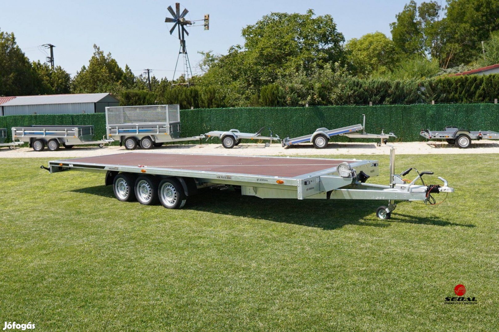 Új 6m-es autószállító utánfutó (3500kg) akciósan bruttó 2.690.000 Ft
