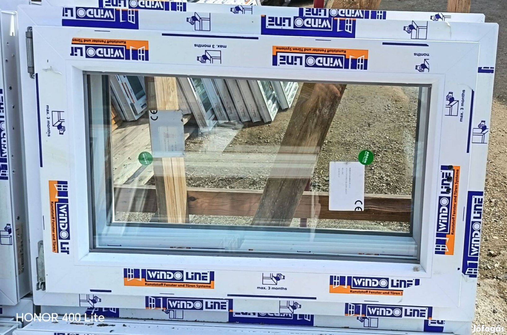 Új 90 x 60 Bukó-nyíló műanyag ablakok!