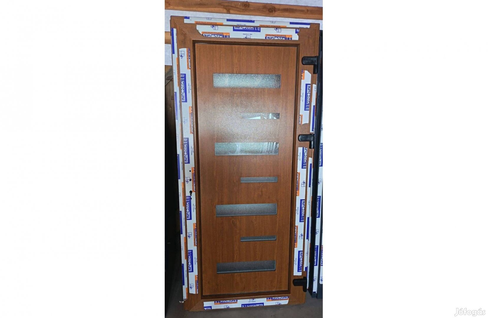 Új 95 x 205 Kívül-belül Aranytölgy műanyag bejárati ajtó