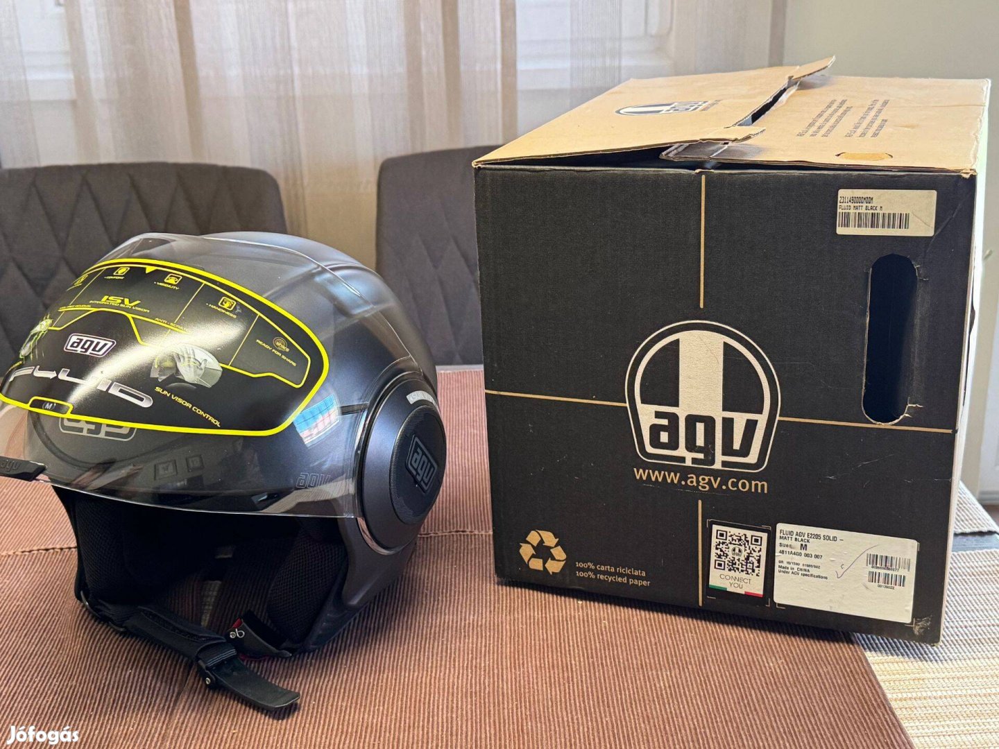 Új AGV Fluid, matt fekete, M méretű bukósisak eladó