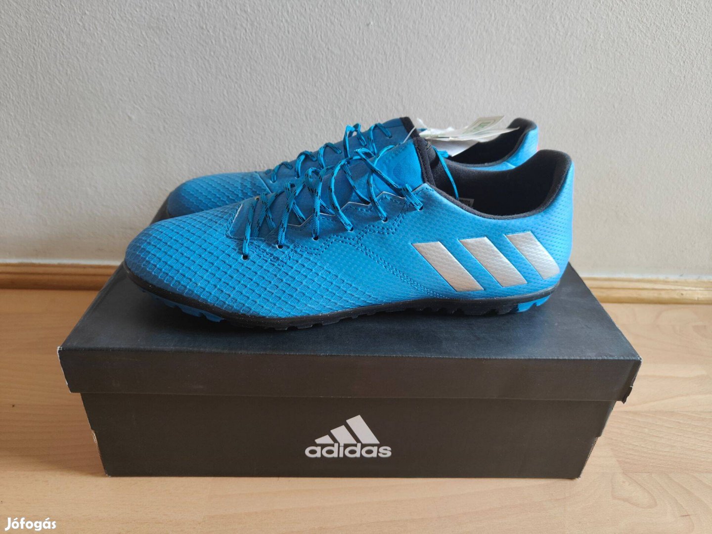 Új Adidas Nemezis Messi 16.3 TF focicipő