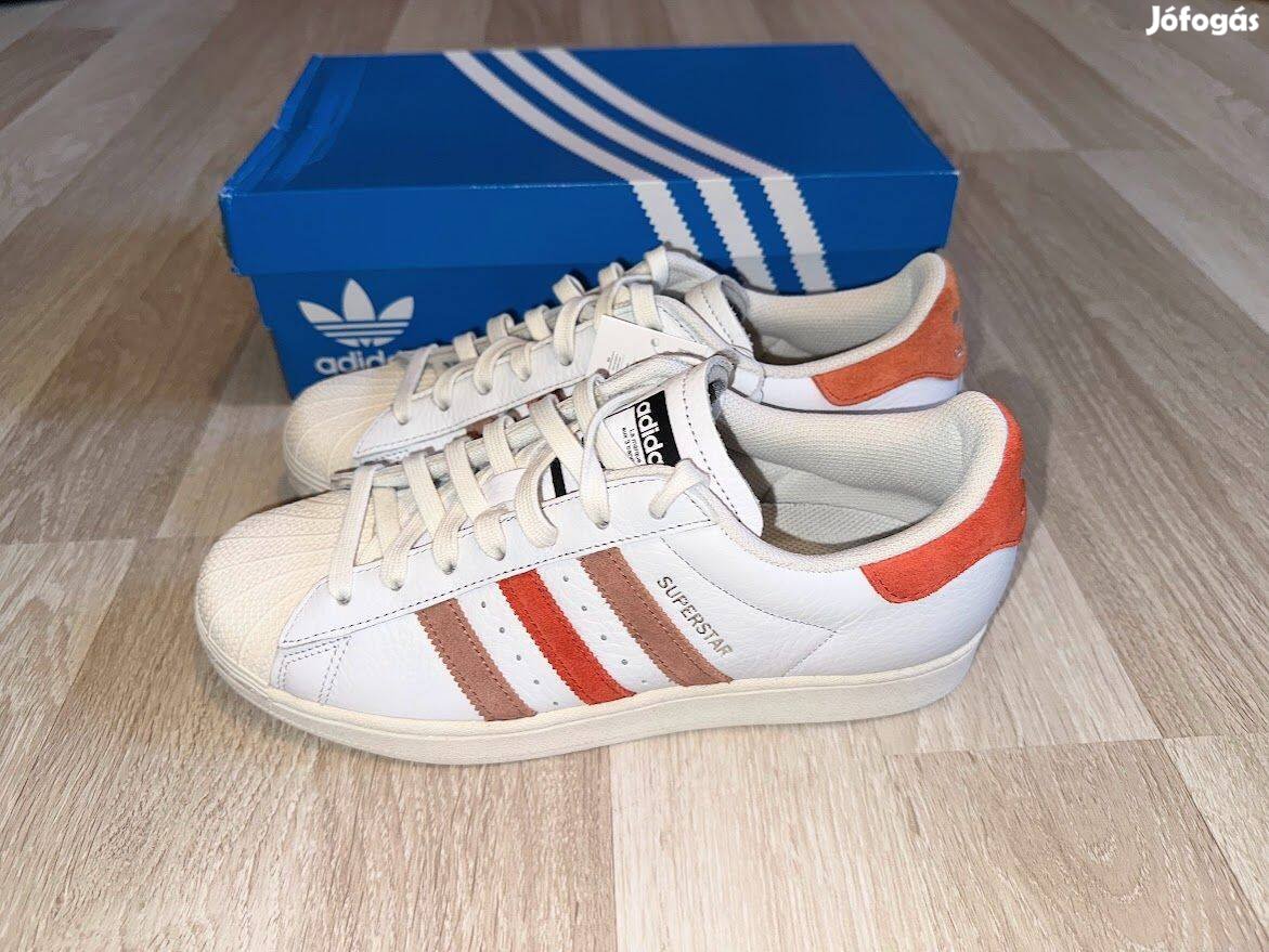 Új Adidas Superstar sportos bőr félcipő 42 -es