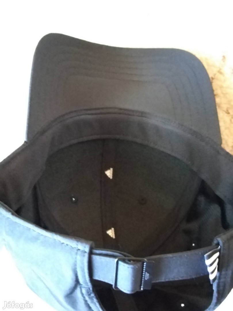 Új Adidas baseball sapka fekete 