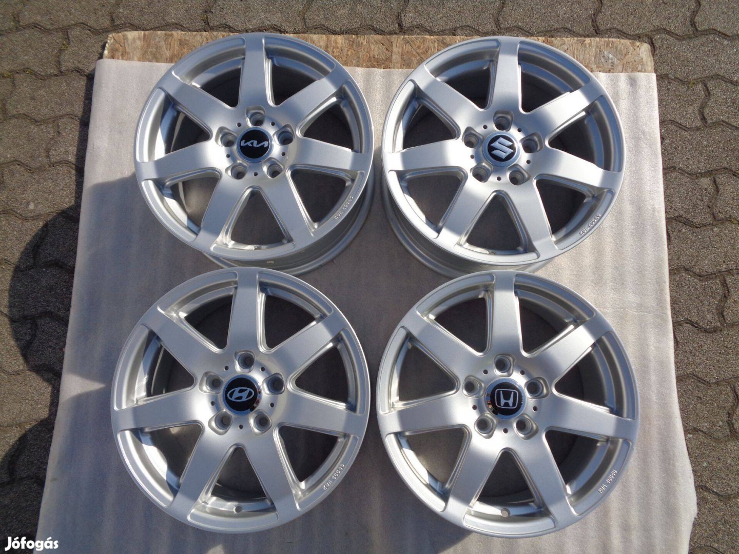 Új Advanti Racing alufelni 16-os, 5×114.3-as osztóval eladó