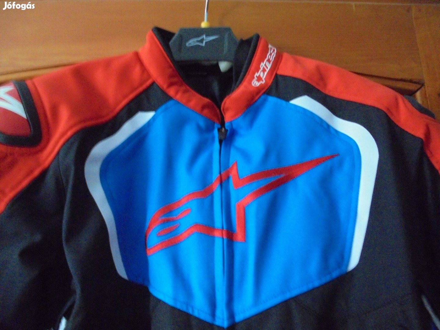 Új Alpinestars t-gp pro v2 Honda Dzseki eladó