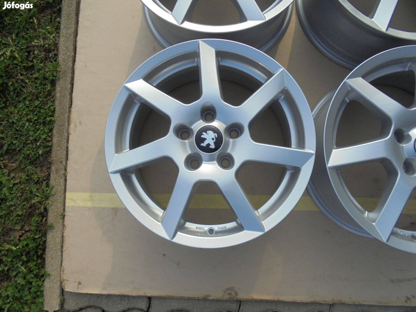 Új Aluett 16-os alufelni