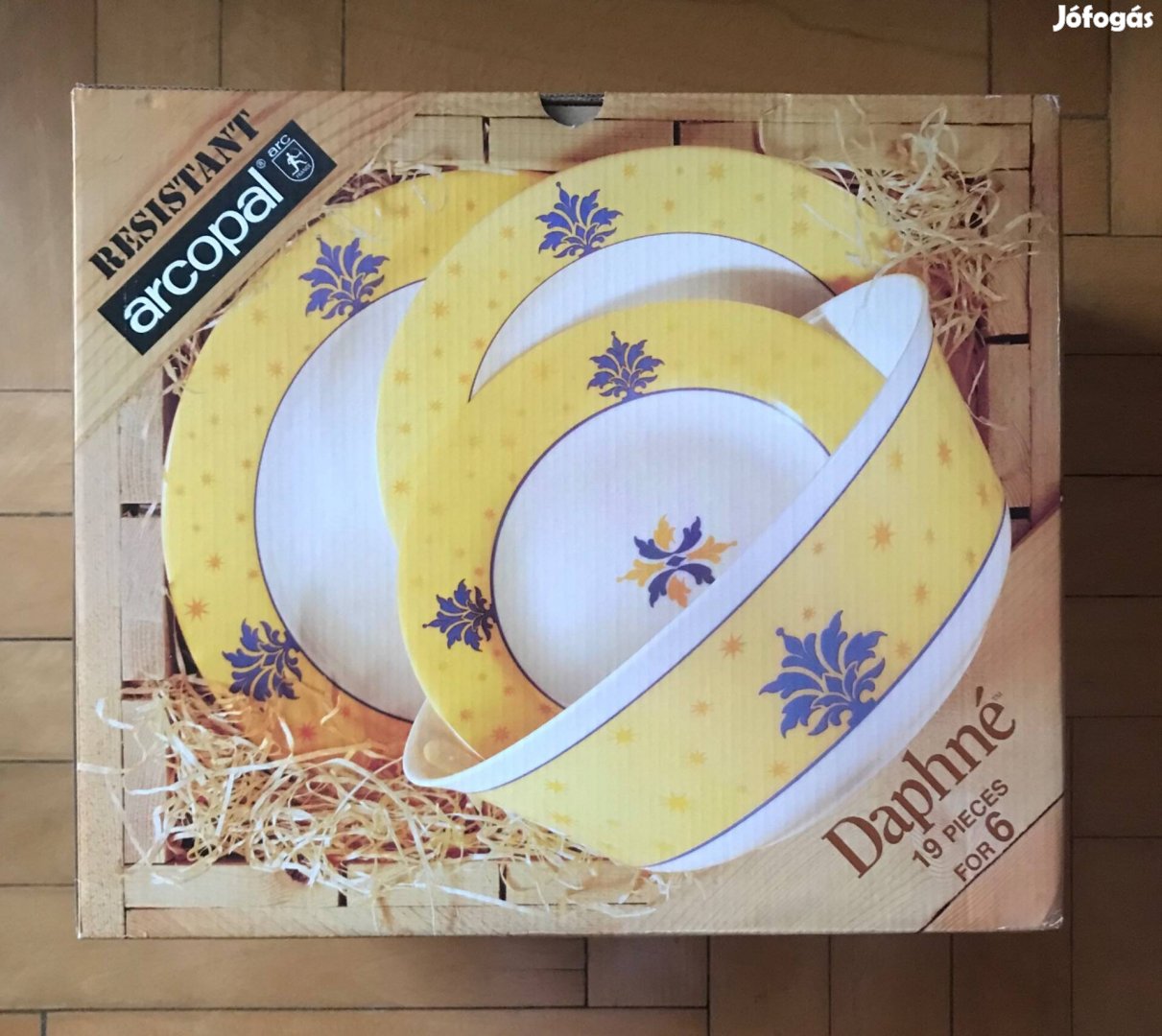 Új Arcopal étkészlet