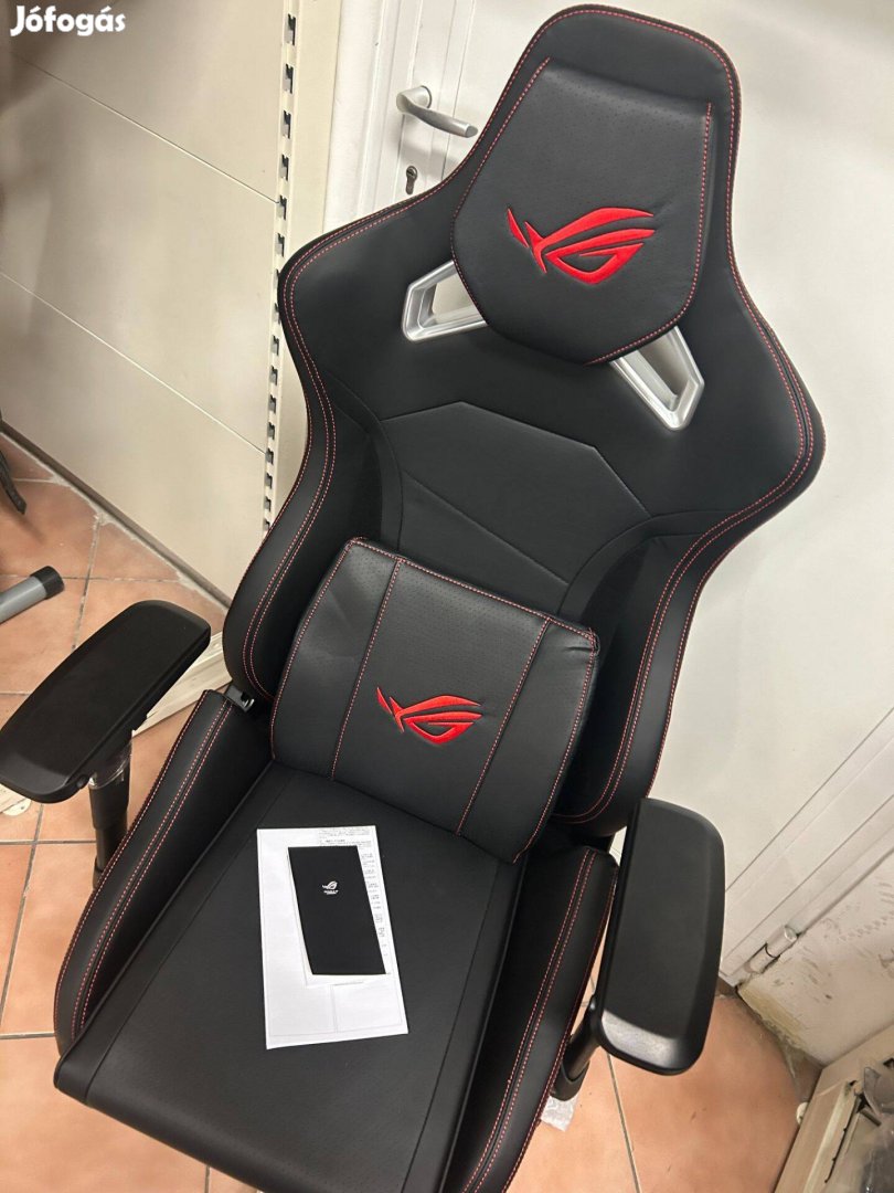 Új Asus ROG Chariot SL300 gamer szék