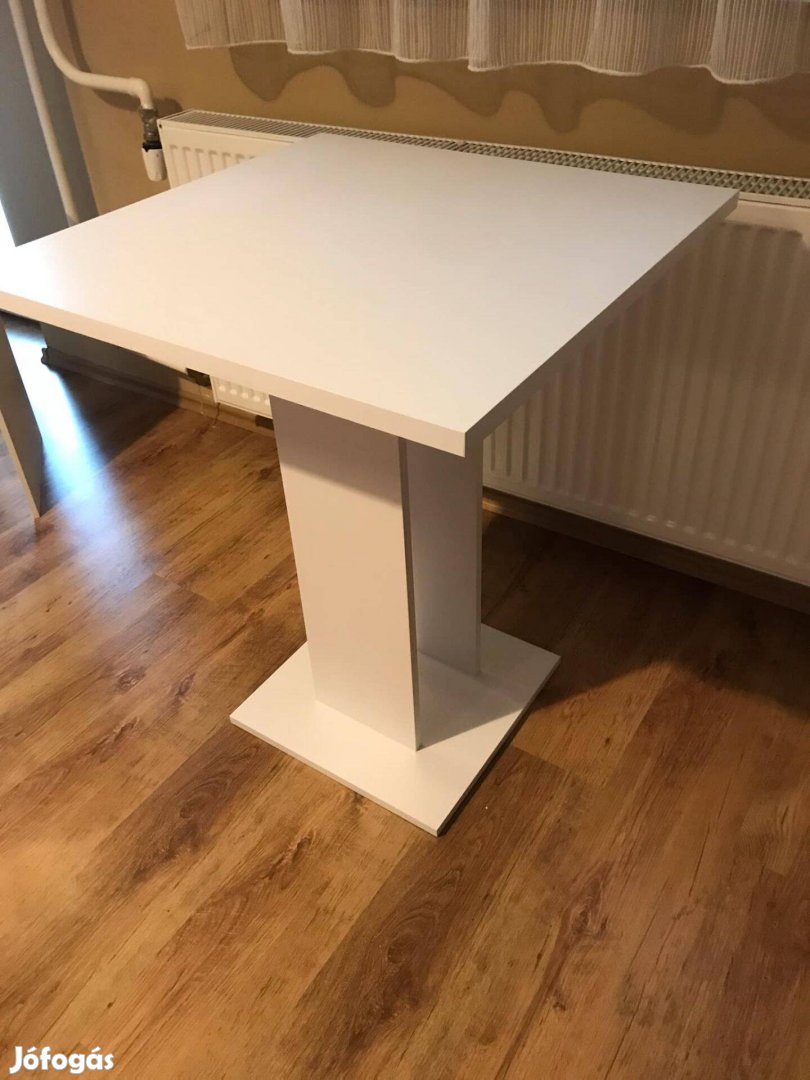 Új Asztal 60x60