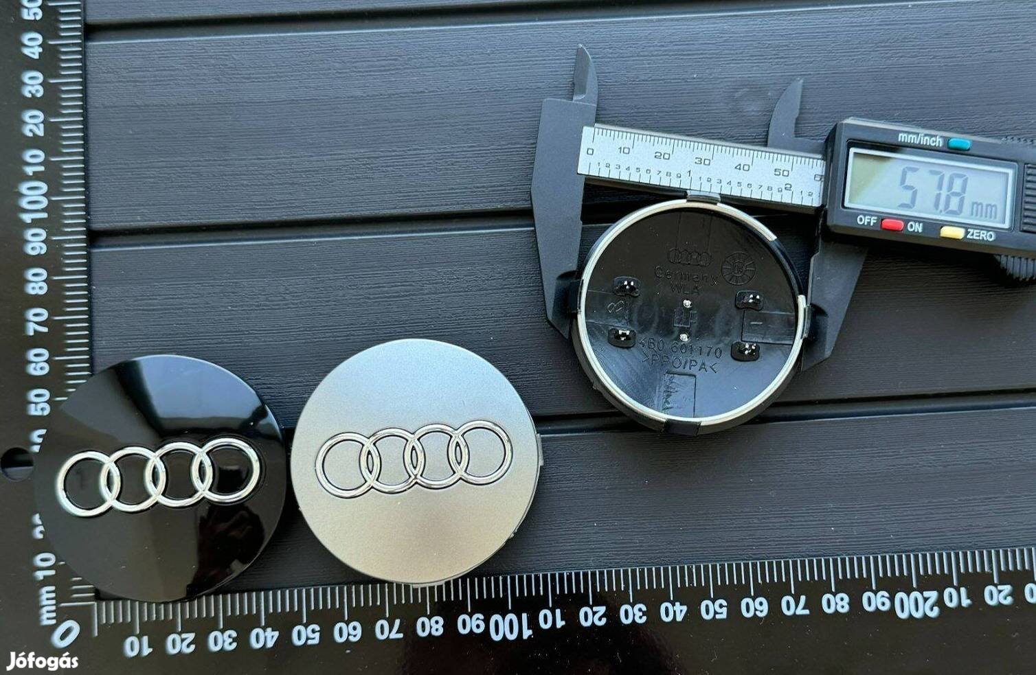 Új Audi 60mm Felni kupak Alufelni Jel Felnikupak Embléma 4B0601170