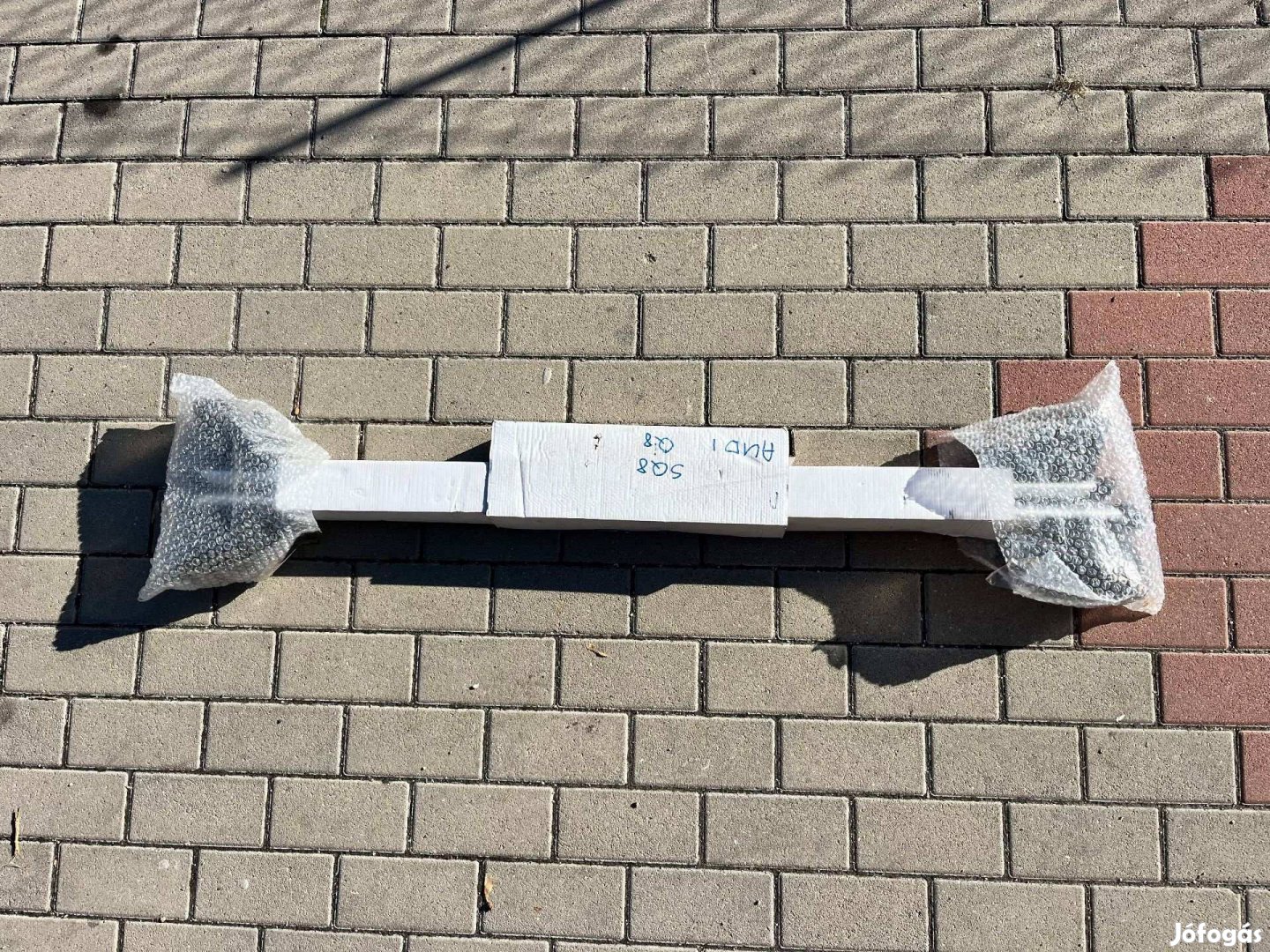 Új Audi Q8 SQ8 gyári tetőcsomagtartó Zárható