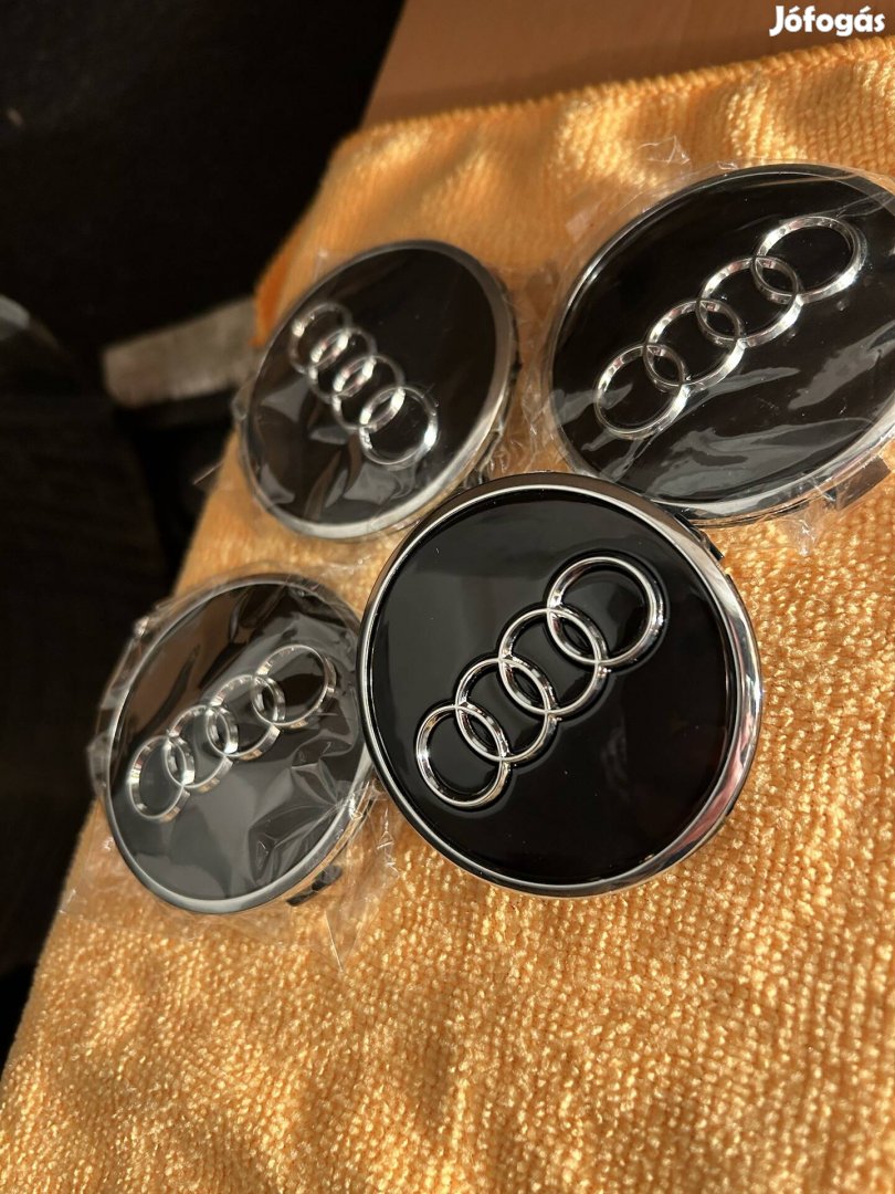 Új Audi felni kupak 61mm 4db