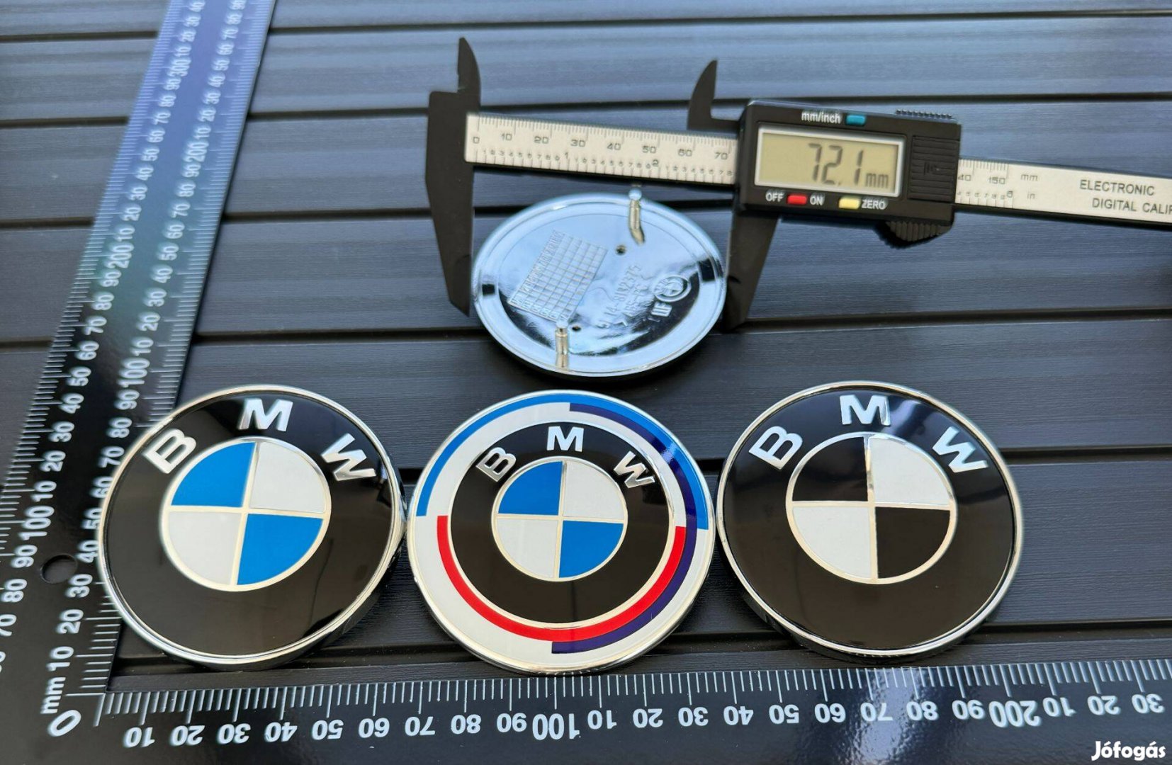 Új BMW 74mm Gépház Motorház Csomagtartó Embléma Jel Logo 51148132375 a