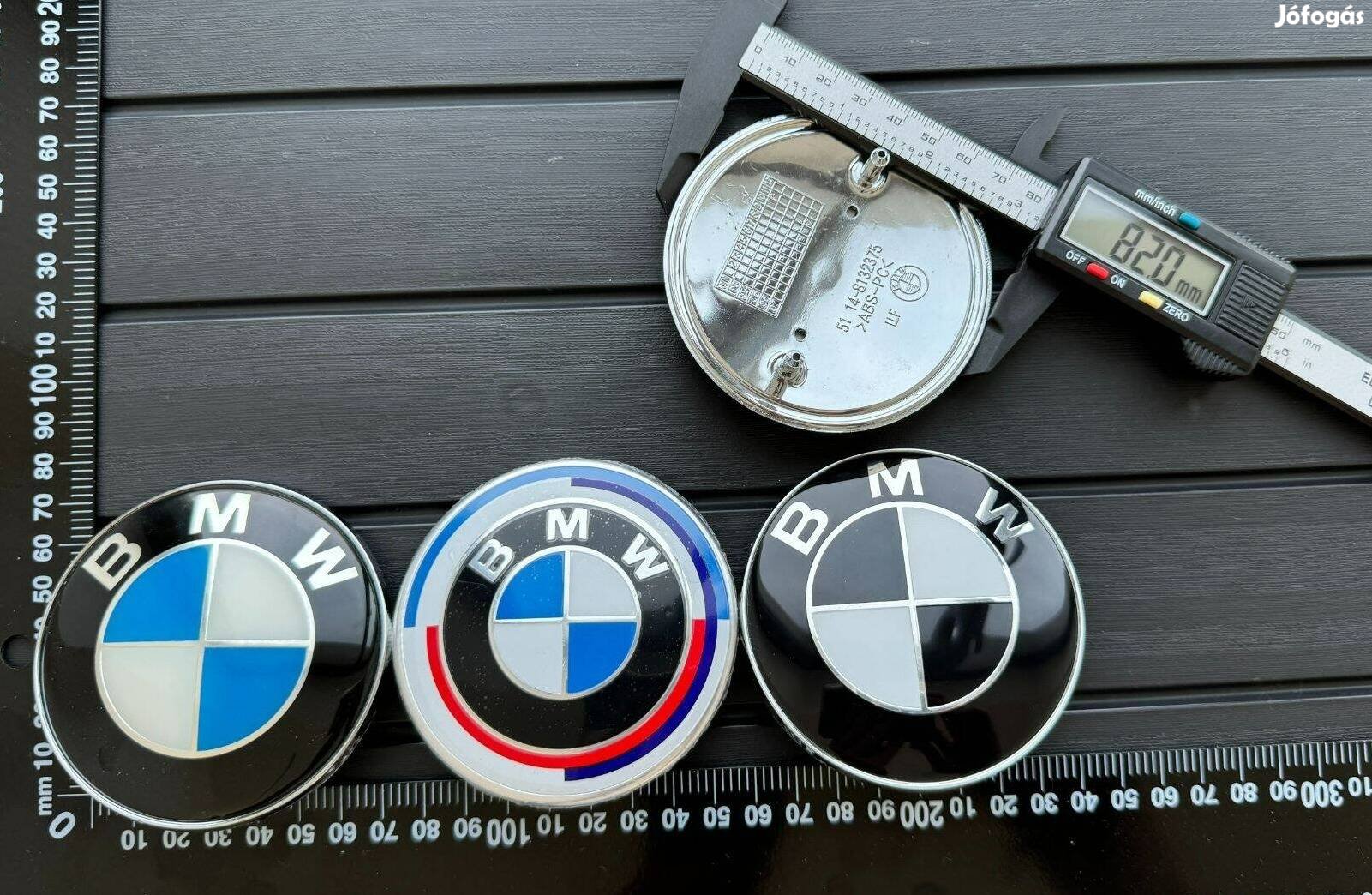 Új BMW 82mm Csomagtartó Gépház Géptető Motorháztető Embléma JEL l