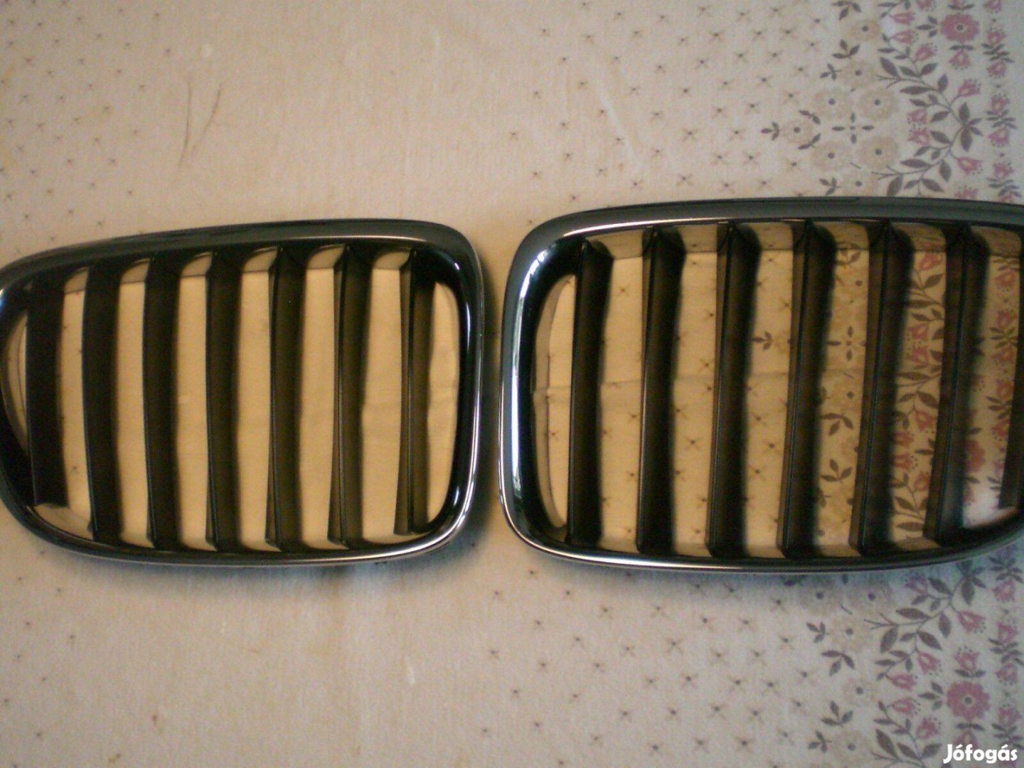 Új BMW E83 LCI face ( x3 ) díszrács vese hűtőrács króm/fekete