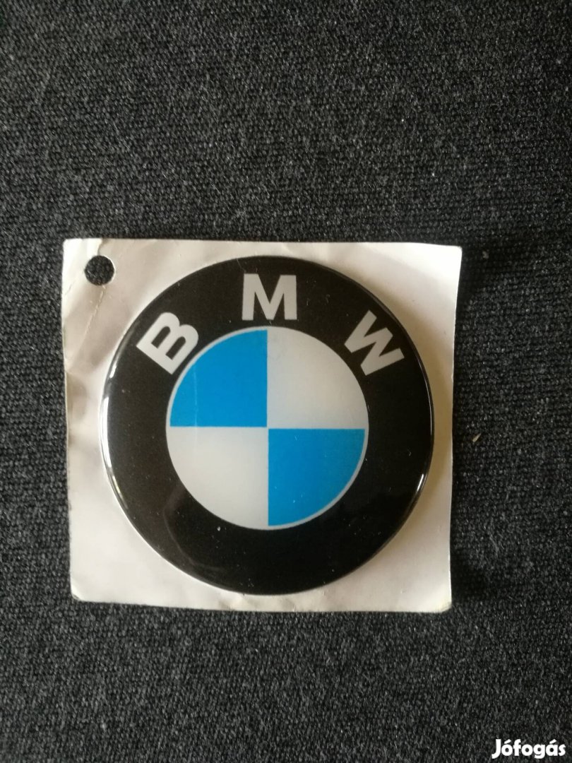Új BMW embléma kedvező áron eladó, szállítással is kérhető