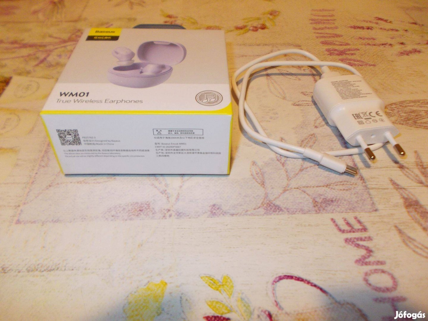 Új Basaus bluetooth fülhallgató csak töltővel együtt eladó