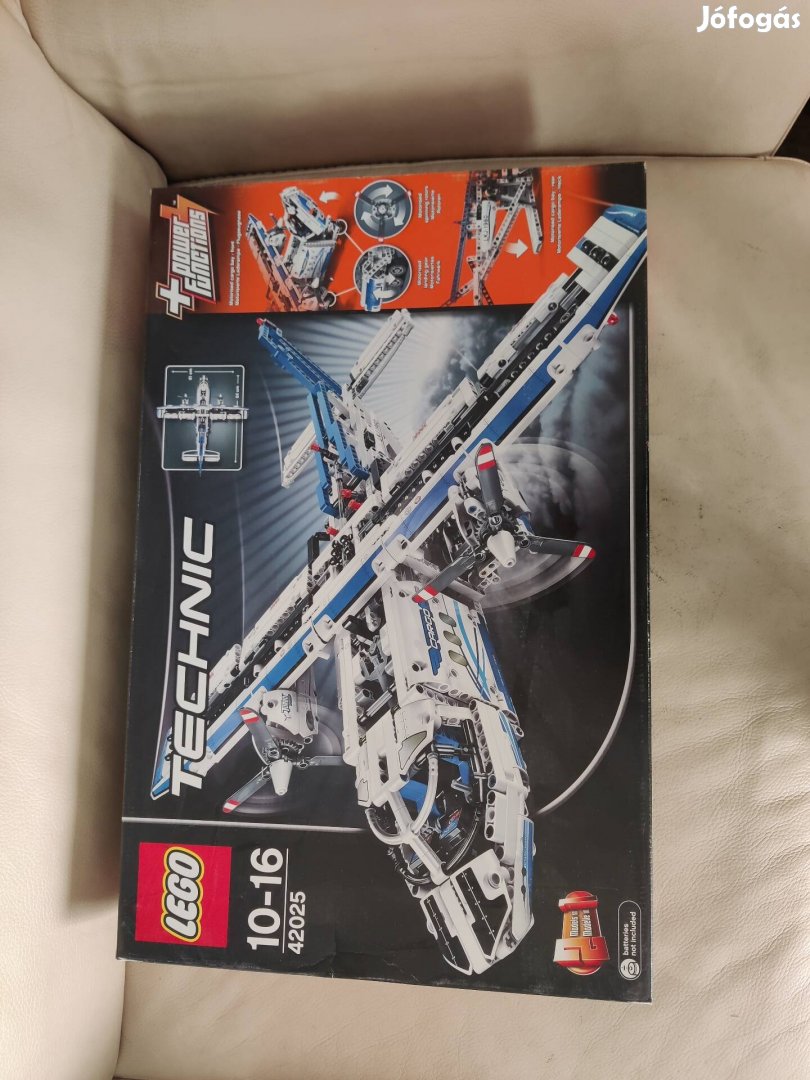 Új Bontatlan LEGO Technic - Teherszállító repülőgép (42025)