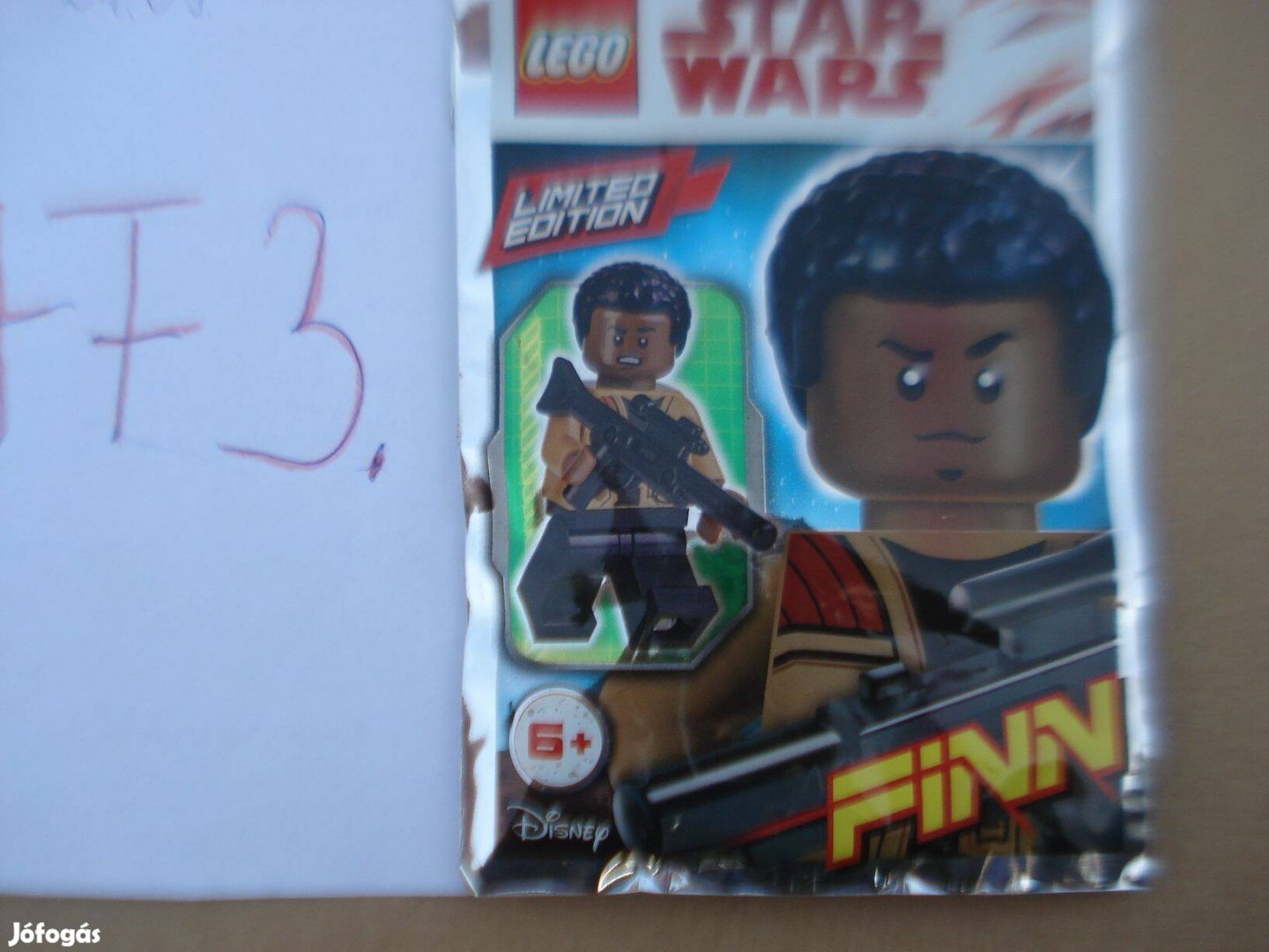 Új Bontatlan Star Wars Figura, Finn