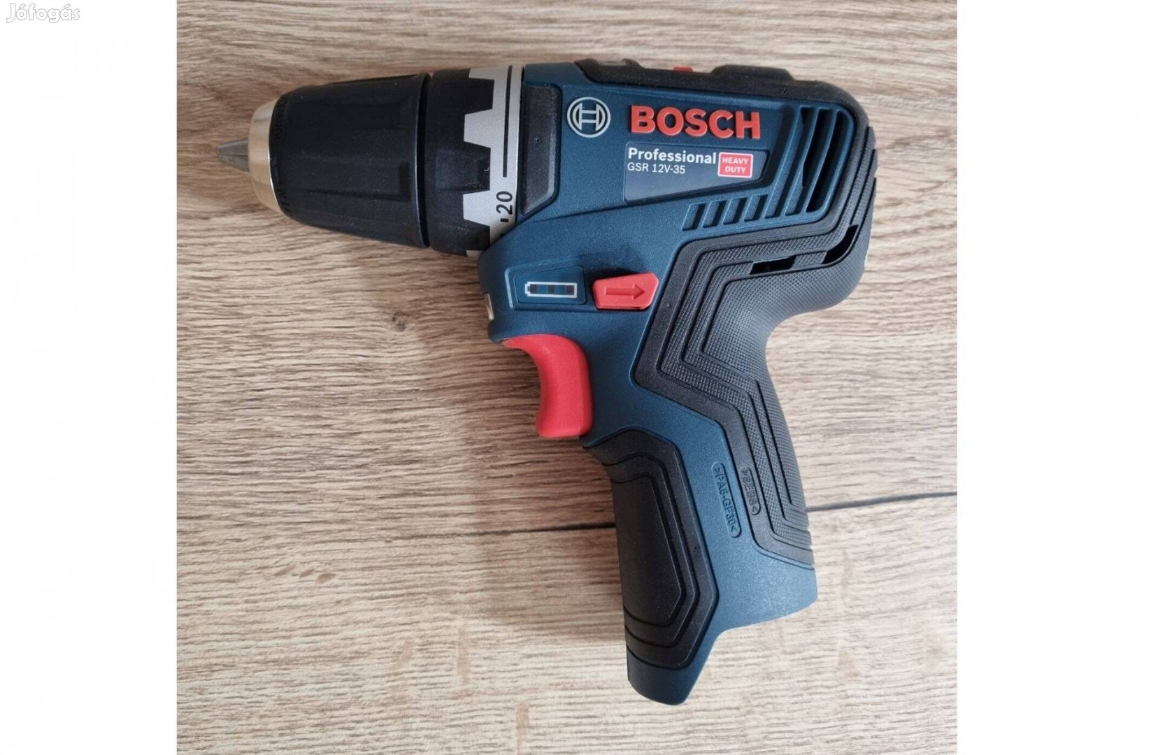 Új Bosch Professional GSR 12V-35 akkús fúró-csavarozó (Makita, Metabo