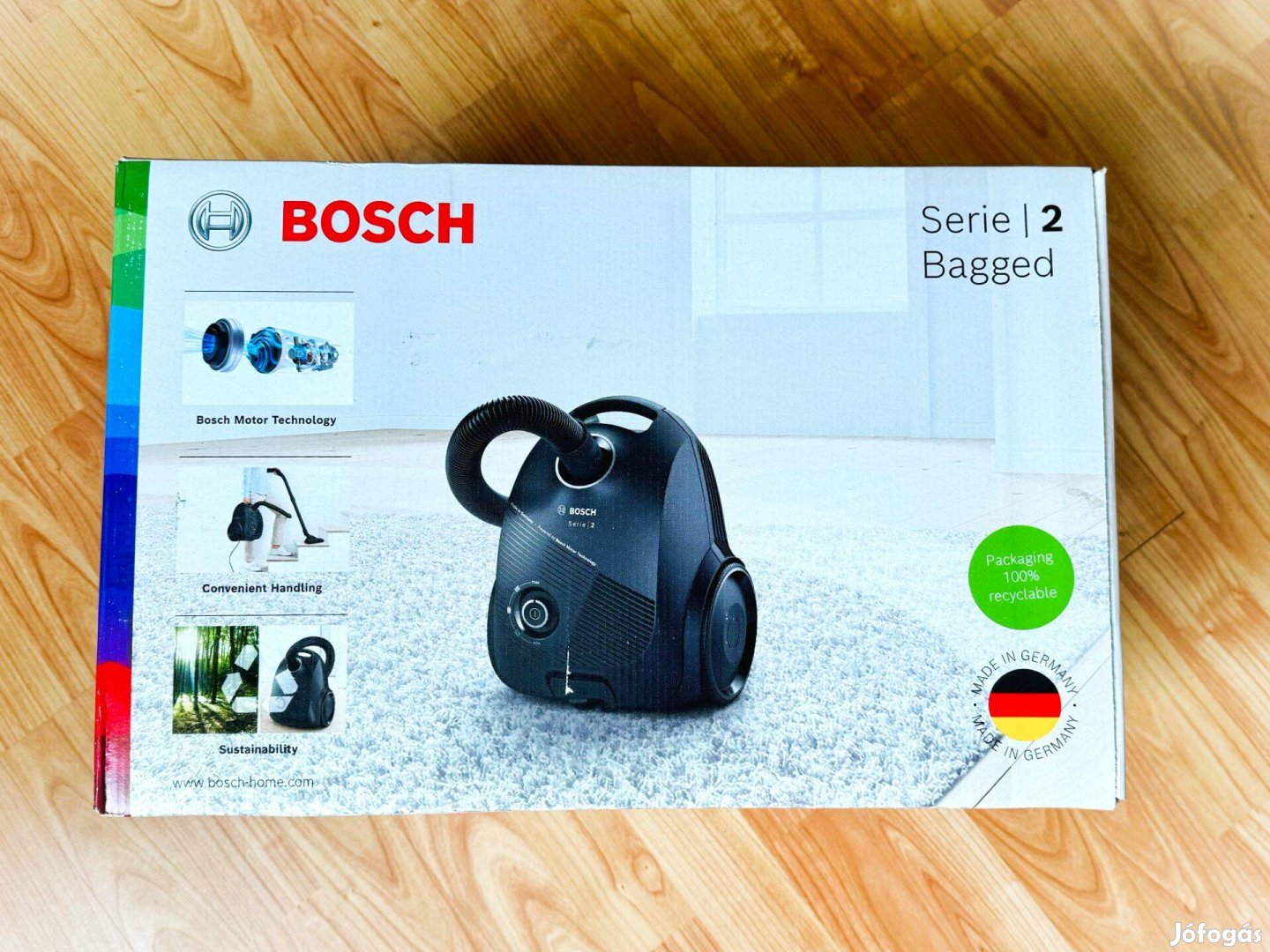 Új Bosch Serie 2 porzsákos porszívó 600W kék Bgbs2BU1T