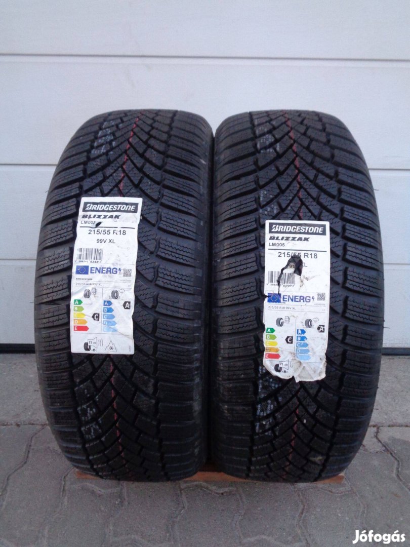Új Bridgestone 215/55R18 téli gumi 2db, eladó