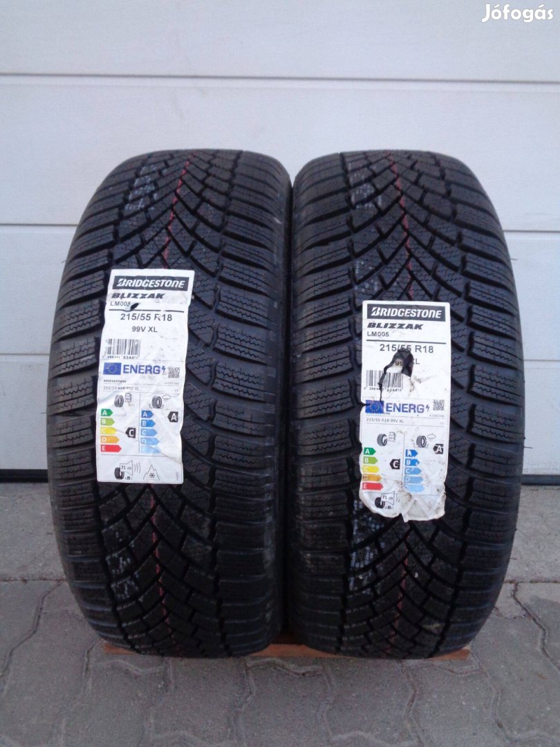 Új Bridgestone 215/55R18 téli gumi 2db, eladó