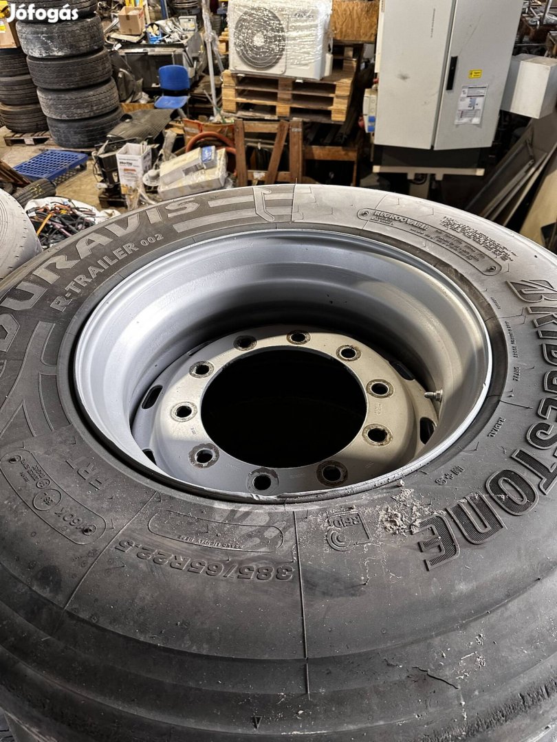 Új Bridgestone 385/65 R22.5 dobfékes kerék!