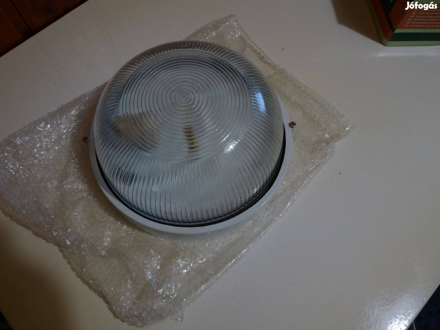 Új Brilux SAN 100 Fali vagy menyezeti lámpa