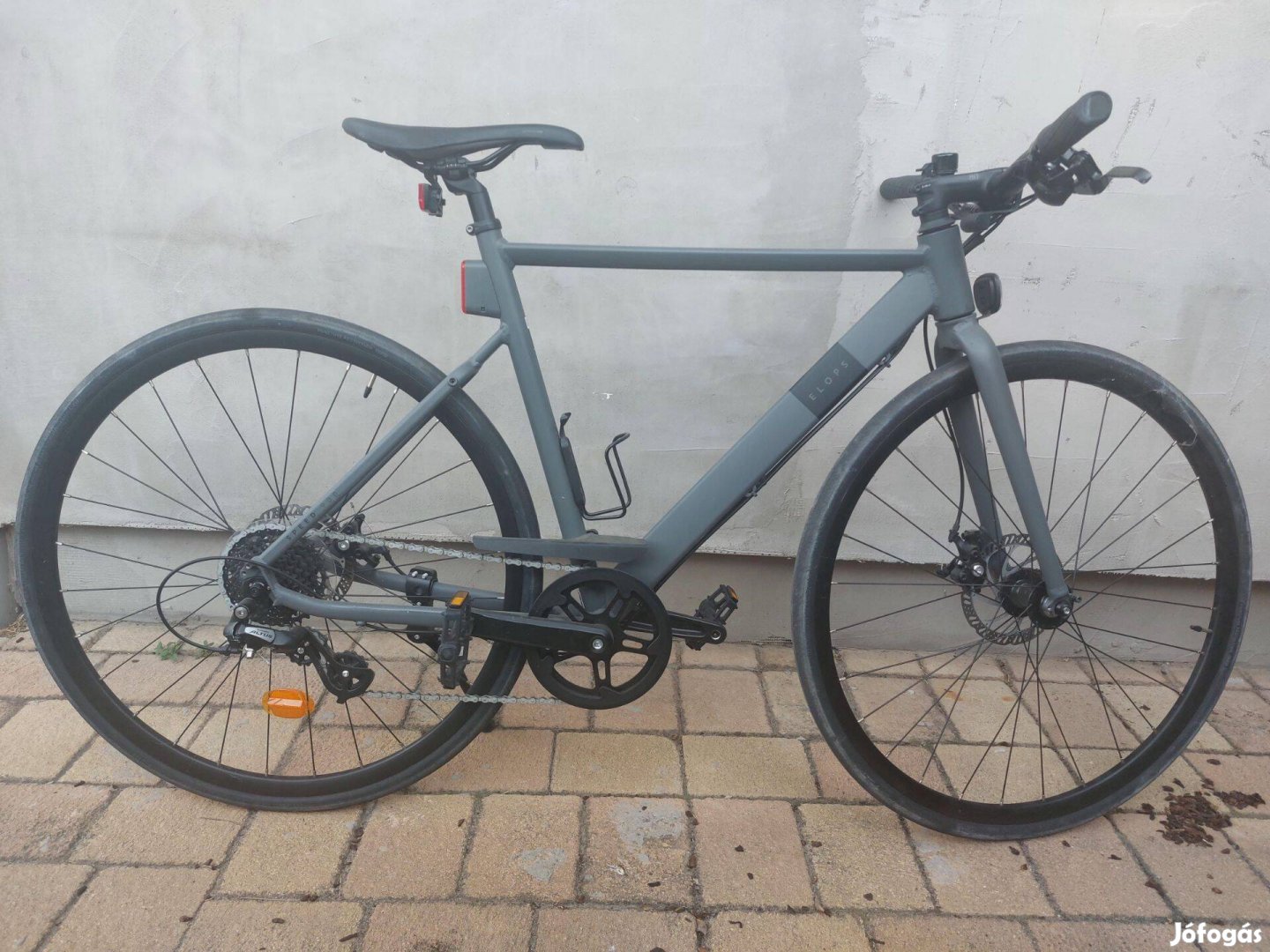 Új Btwin Elops 900 Speed matszürke városi kerékpár