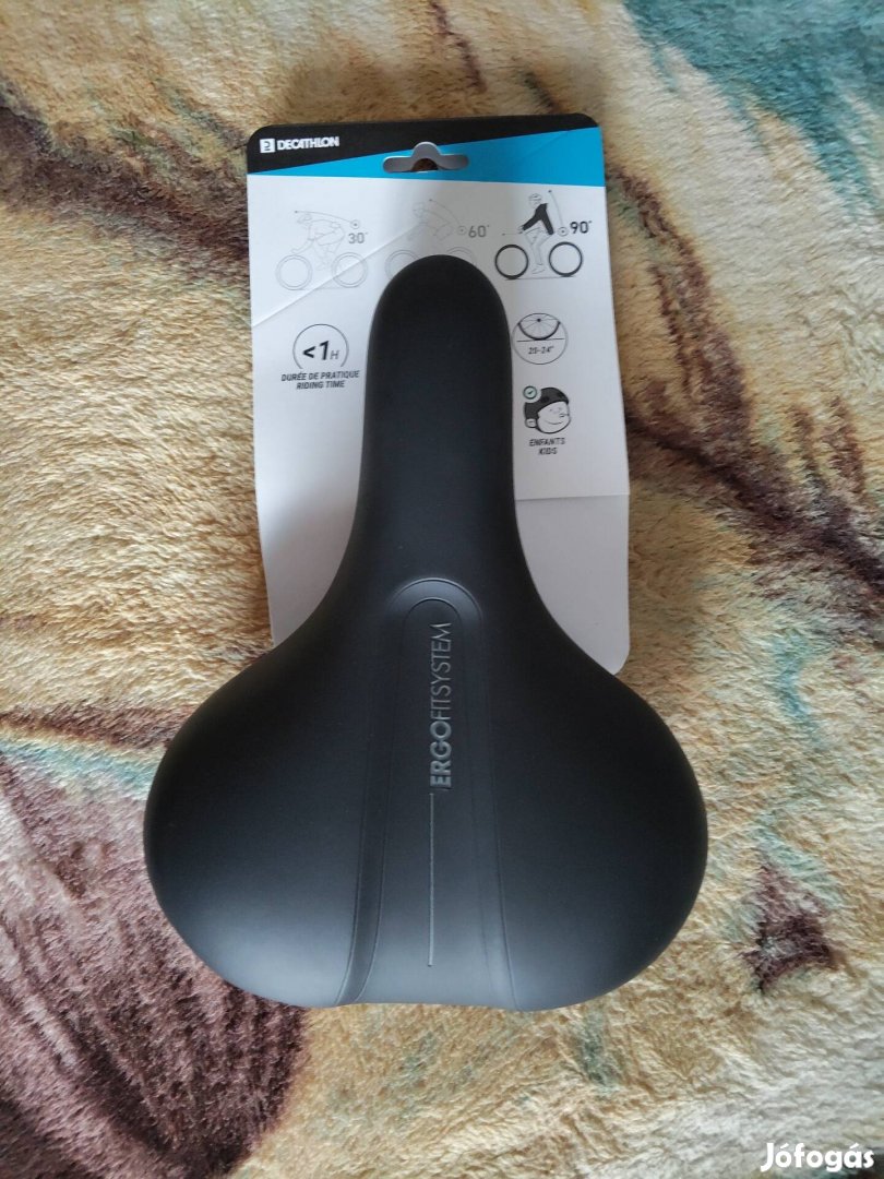 Új Btwin kerékpár nyereg.