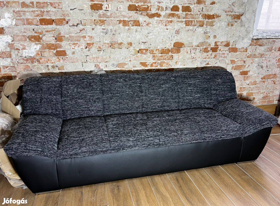 Új Cirmos kanapé